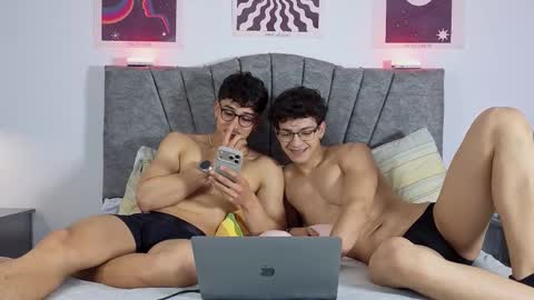 Snapshot of wilddesiree_ chatting on March 7, 2026, 3:36 am WildDesire online show from March 7, 2026, 3:36 am