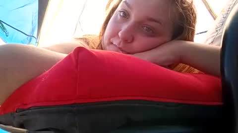 wildernessgoddess online show from November 17, 2025, 7:41 pm