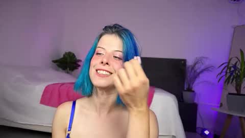 Snapshot of wildfairiesheaven chatting on November 25, 2025, 12:10 am OF JunoHoly online show from November 25, 2025, 12:10 am