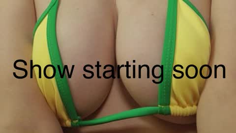 Snapshot of wildfairiesheaven chatting on February 1, 2026, 3:05 am OF JunoHoly online show from February 1, 2026, 3:05 am