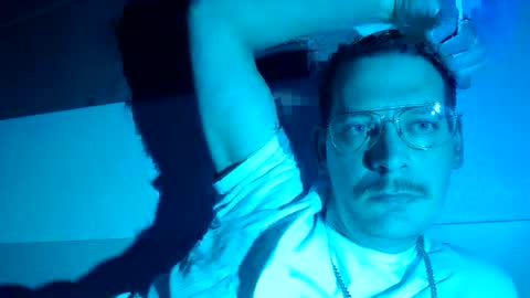 wildfreeandhorny2000 online show from November 1, 2025, 10:45 pm