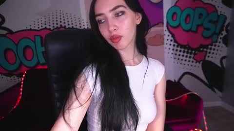 Alena online show from September 29, 2025, 5:45 am