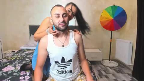 RobRoxy online show from October 28, 2025, 9:06 pm