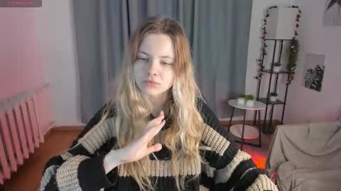 Mila 3 online show from November 16, 2025, 5:13 am