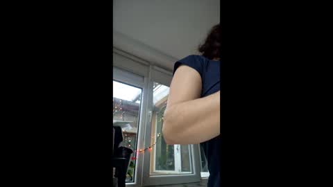 WildPersia online show from December 14, 2025, 12:54 pm