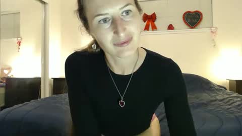 Snapshot of wildrose_l chatting on February 5, 2026, 2:38 am WildRose L - check my Pinned tweet if you dont see me online within 5 minutes after Ive sent email notifications online show from February 5, 2026, 2:38 am