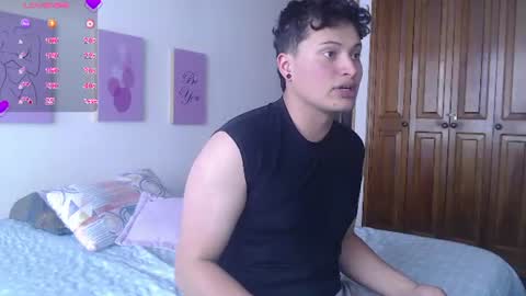 Snapshot of wildseductor1 chatting on July 7, 2026, 5:28 pm wildseductor1 online show from July 7, 2026, 5:28 pm