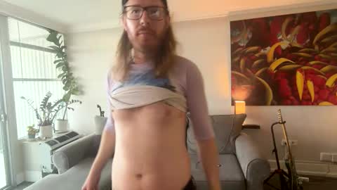 Snapshot of will_sx chatting on April 18, 2026, 7:18 pm will_sx online show from April 18, 2026, 7:18 pm