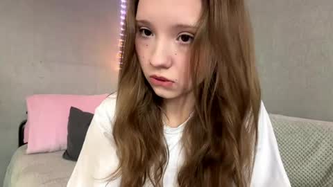 Olivia online show from May 21, 2026, 3:08 pm