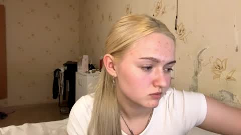 Snapshot of willettealfiero chatting on April 5, 2026, 4:37 pm Sophia online show from April 5, 2026, 4:37 pm