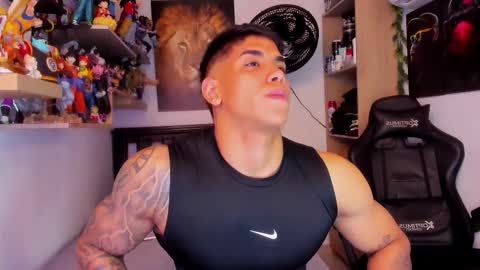 Snapshot of william_dracko9 chatting on February 27, 2026, 3:06 am Dracko online show from February 27, 2026, 3:06 am