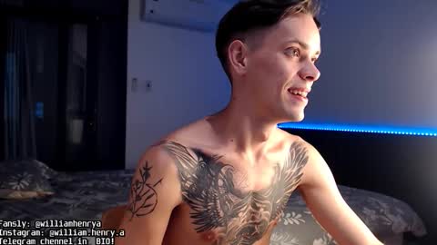 Snapshot of william_henry_a chatting on October 23, 2025, 11:35 pm William online show from October 23, 2025, 11:35 pm