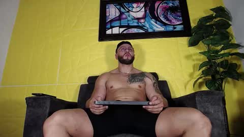 Snapshot of william_parra55 chatting on February 7, 2026, 10:57 pm William Parra online show from February 7, 2026, 10:57 pm