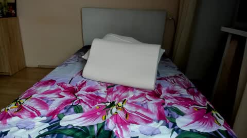 Snapshot of willlytr chatting on February 3, 2025, 7:21 pm Wilhelmina better Willy online show from February 3, 2025, 7:21 pm