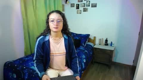 Snapshot of willmonkey chatting on October 25, 2025, 3:14 am willmonkey online show from October 25, 2025, 3:14 am