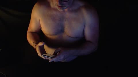 Snapshot of willwill2222 chatting on January 15, 2026, 4:28 am John online show from January 15, 2026, 4:28 am