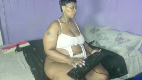 Snapshot of wilmaassylum chatting on September 20, 2025, 5:30 am wilmaassylum online show from September 20, 2025, 5:30 am