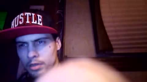 Snapshot of wilsond9479 chatting on December 16, 2025, 4:39 am wilsond9479 online show from December 16, 2025, 4:39 am