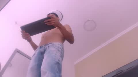 Wiltom online show from October 31, 2025, 2:18 pm