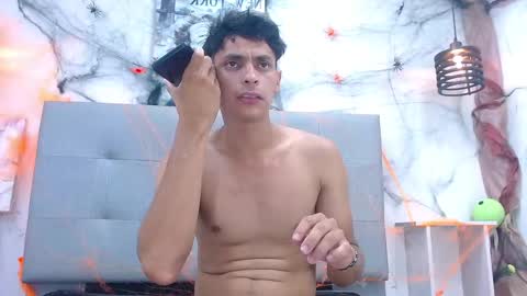 Wiltom online show from November 1, 2025, 2:30 pm