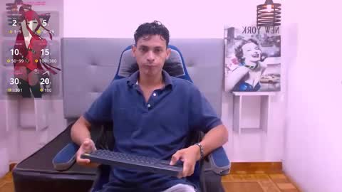 Wiltom online show from November 3, 2025, 12:39 pm