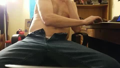 Snapshot of winertzo29 chatting on November 3, 2025, 10:32 pm Winertzo29 online show from November 3, 2025, 10:32 pm