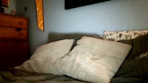 wingnutt765733 online show from August 8, 2026, 6:37 am