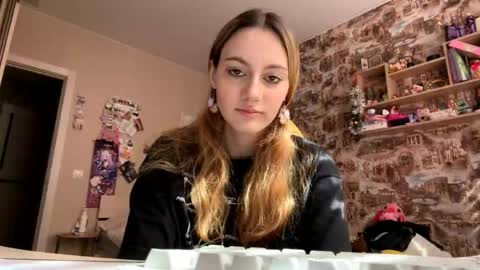 Snapshot of winifredfeuerstein chatting on May 2, 2026, 8:08 am Alya online show from May 2, 2026, 8:08 am