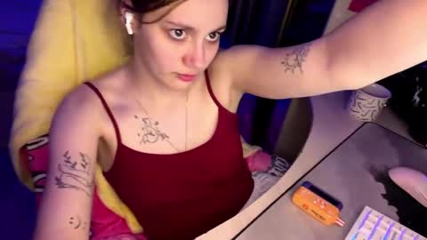 Snapshot of winifredfeuerstein chatting on May 21, 2026, 9:22 pm Alya online show from May 21, 2026, 9:22 pm