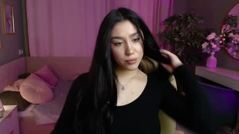 Snapshot of winonna_ryder chatting on March 13, 2026, 7:48 am Lola online show from March 13, 2026, 7:48 am