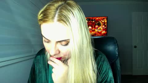 Winter Miracle online show from October 23, 2025, 1:49 am