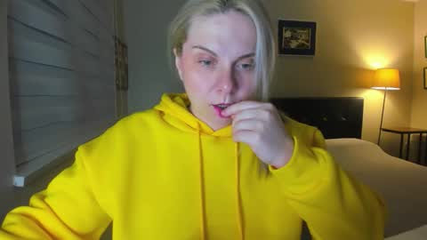 Snapshot of winter_miracle chatting on February 27, 2026, 2:50 pm Winter Miracle online show from February 27, 2026, 2:50 pm