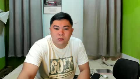 Snapshot of winter_snowxx chatting on February 9, 2025, 10:53 am Mel online show from February 9, 2025, 10:53 am