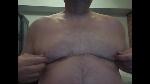 Snapshot of wisanonymousman chatting on January 16, 2026, 5:22 am Wisa Randy online show from January 16, 2026, 5:22 am