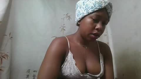 Snapshot of wissinaaa chatting on October 5, 2025, 11:46 pm wissinaaa online show from October 5, 2025, 11:46 pm