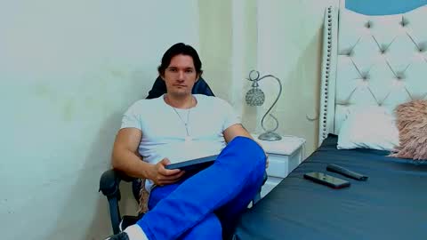 Snapshot of wiston_cox chatting on February 20, 2026, 1:11 pm Wiston online show from February 20, 2026, 1:11 pm