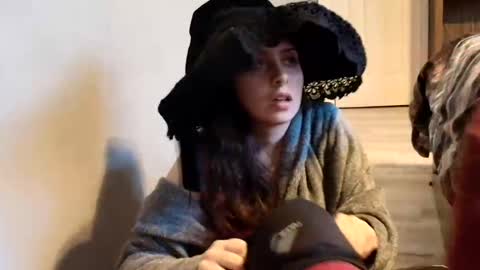 witchbitchmommy online show from November 12, 2025, 9:47 pm