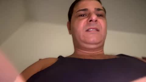 Snapshot of witebull83 chatting on December 6, 2024, 9:32 am Witebull online show from December 6, 2024, 9:32 am