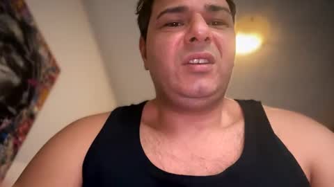 Snapshot of witebull83 chatting on January 24, 2025, 8:44 am Witebull online show from January 24, 2025, 8:44 am