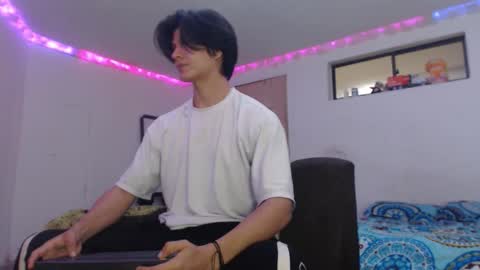 Snapshot of with_ken chatting on January 17, 2026, 4:43 pm Ken online show from January 17, 2026, 4:43 pm