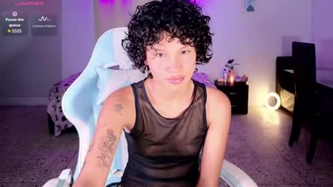 Snapshot of with_me1 chatting on October 5, 2025, 11:13 pm with_me1 online show from October 5, 2025, 11:13 pm