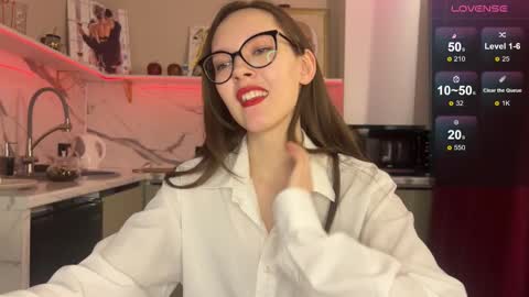 Isobelle online show from March 9, 2025, 3:27 pm