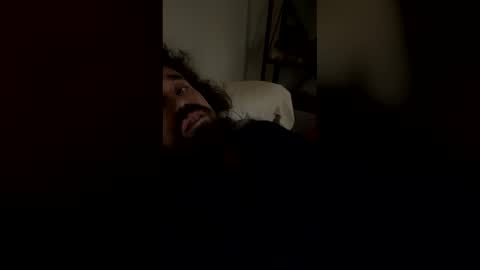 eski online show from March 31, 2026, 7:03 pm