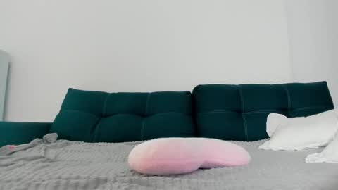 Snapshot of wladilia chatting on October 18, 2025, 8:09 pm wladilia online show from October 18, 2025, 8:09 pm