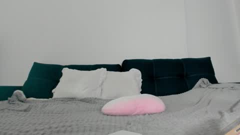 Snapshot of wladilia chatting on November 1, 2025, 8:11 pm wladilia online show from November 1, 2025, 8:11 pm