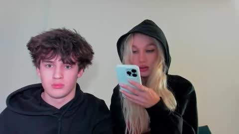 Snapshot of wladilia chatting on November 27, 2025, 9:06 pm wladilia online show from November 27, 2025, 9:06 pm