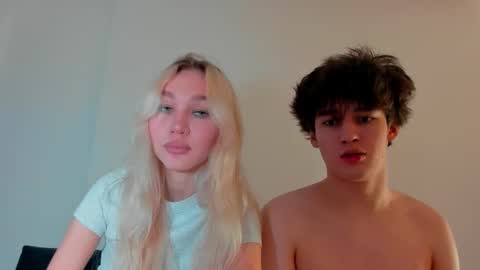 Snapshot of wladilia chatting on November 28, 2025, 5:26 pm wladilia online show from November 28, 2025, 5:26 pm