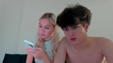 Snapshot of wladilia chatting on November 29, 2025, 1:47 pm wladilia online show from November 29, 2025, 1:47 pm