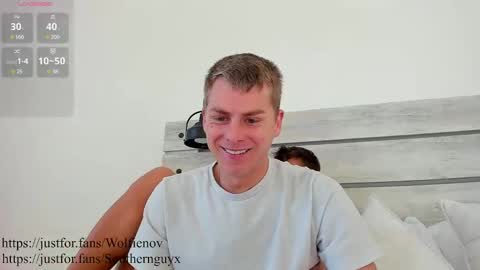 Snapshot of wolfiell chatting on December 12, 2024, 2:11 pm Wolfienov online show from December 12, 2024, 2:11 pm