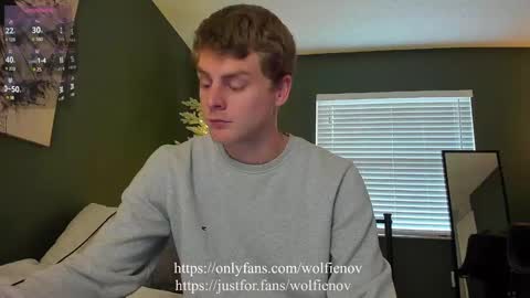 Snapshot of wolfiell chatting on January 19, 2025, 9:02 pm Wolfienov online show from January 19, 2025, 9:02 pm